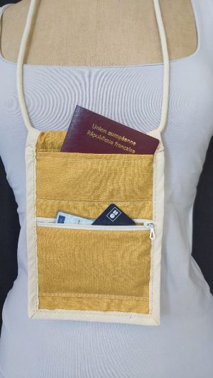 pochette passeport "tt"